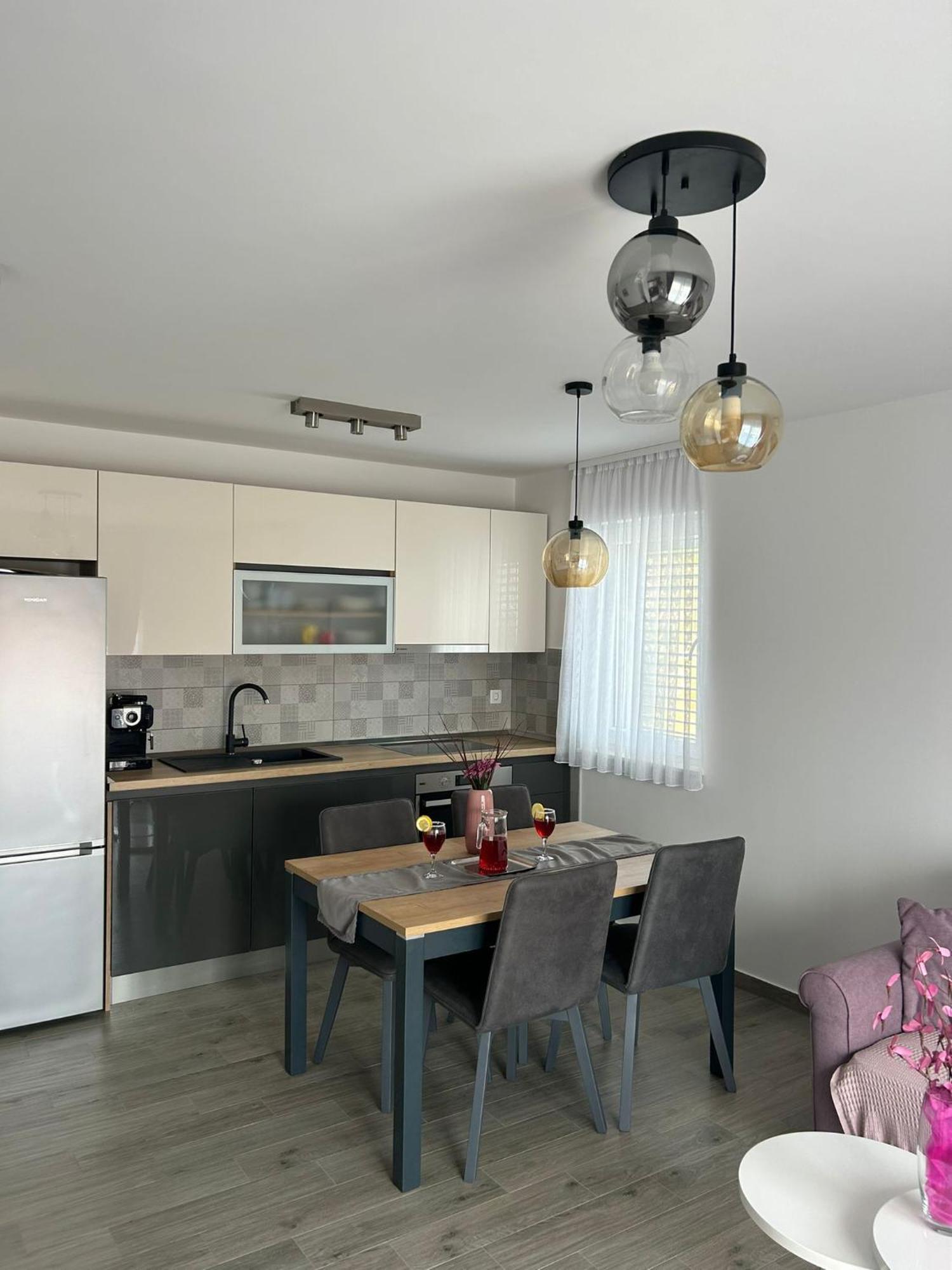 Apartments Vini Donji Seget Exterior foto